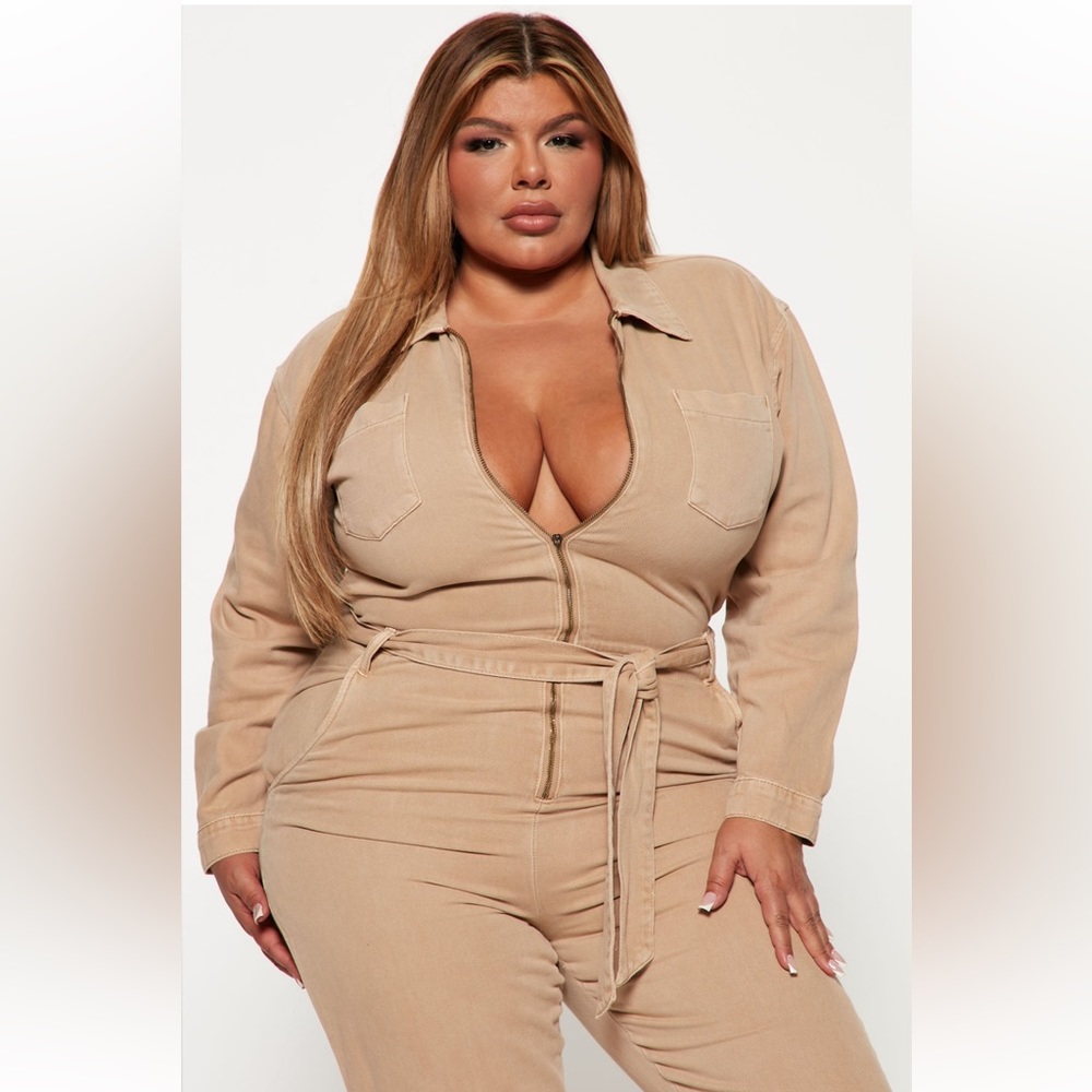 Fashion Nova jumpsuit